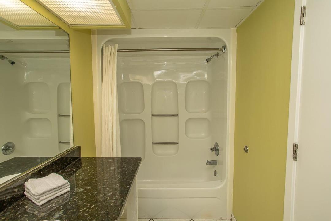 Oceanfront 2 Bedroom 3 Bathroom Unit 539-540 - Sleeps 10 Myrtle Beach Exterior foto